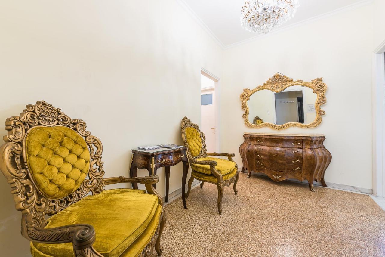 Victoria Queens Palace Apartments Афины Экстерьер фото
